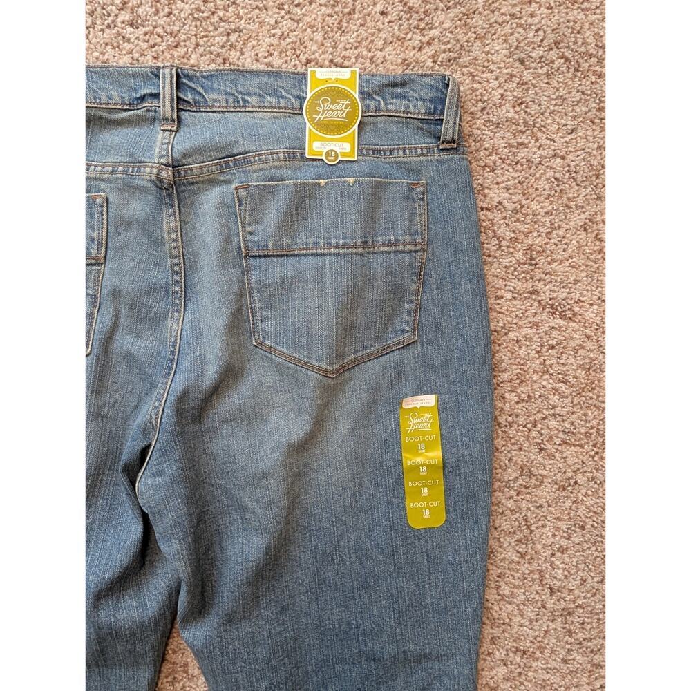 OLD NAVY Woman's Jeans/Pants SWEETHEART, size 18; SHORT/PETITE, Bootcut, NWT - Picture 5 of 13